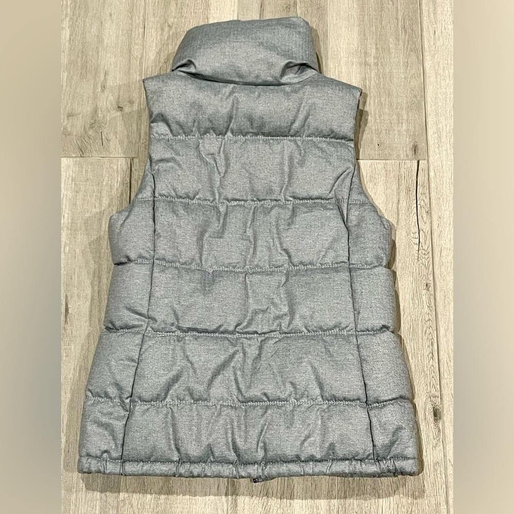 Old Navy Gray Women Quilted Frost Free Vest Size XS